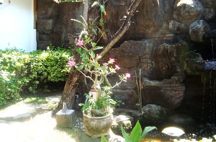 Pollok And Lemayeur Beach Front 2* Sanur