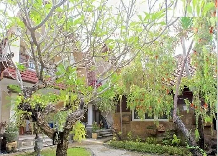 Pollok And Lemayeur Beach Front 2* Sanur